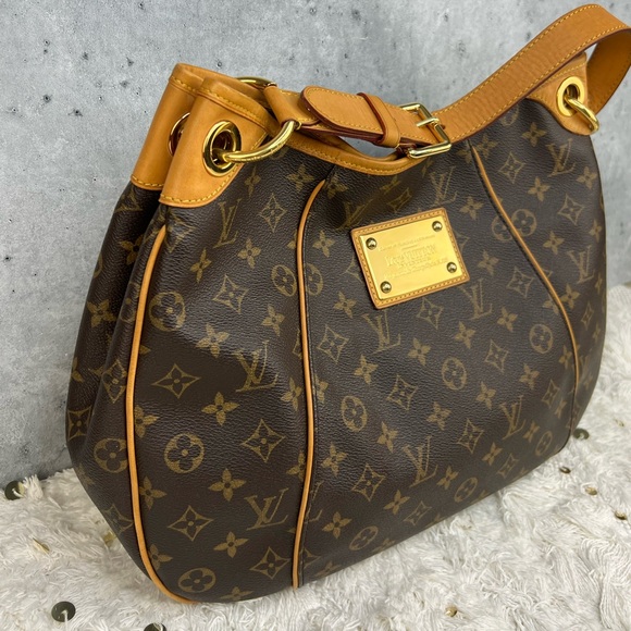 🌵Louis Vuitton Galliera PM Monogram🌵 - Picture 4 of 16